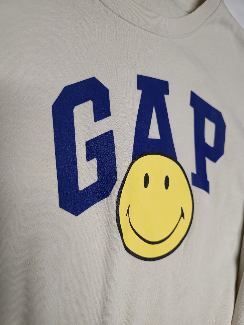 GAP Smiley Originals Cream Sweatshirt with Blue Logo and Yellow Smiley - Picture 6 of 13